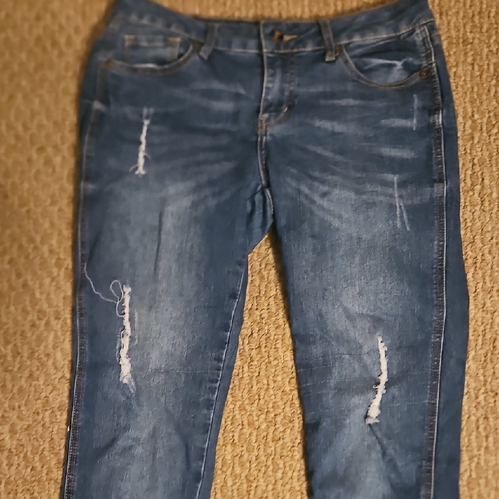 Stylish Blue Distressed Women's Skinny Jeans - Picture 6 of 7